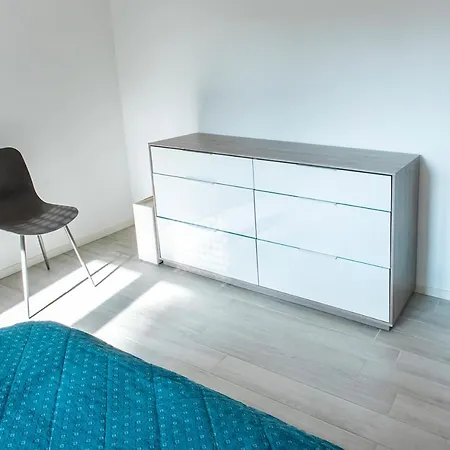 S180 - Trilocale Nuovo Vicino Al Centro Storico Apartament *